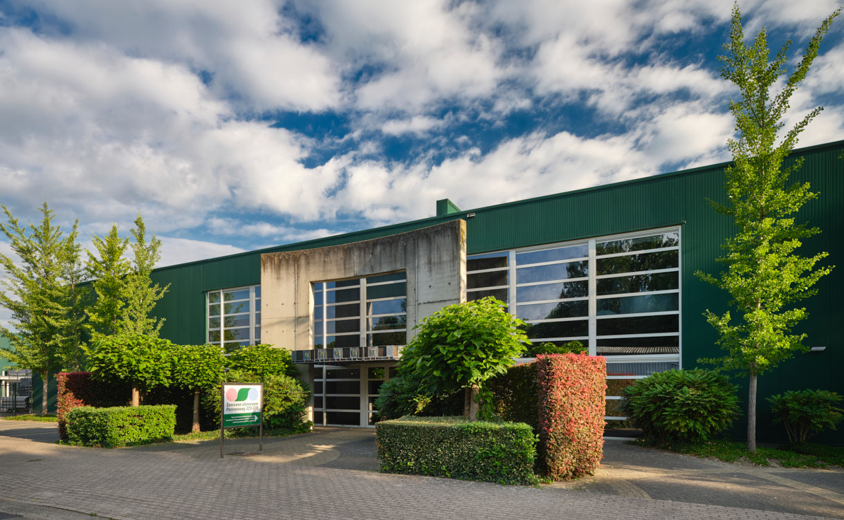 Smile 05 07 2022537576